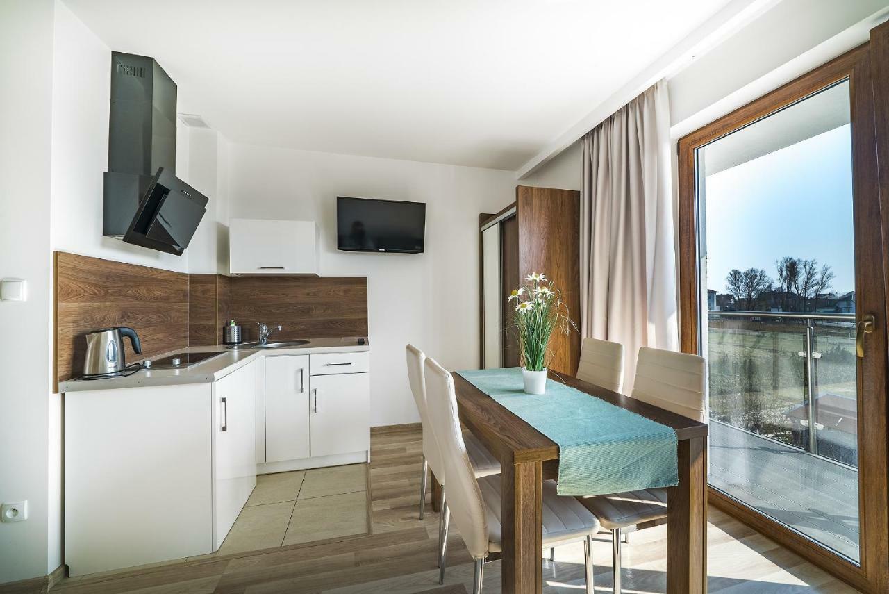 Apartamenty I Pokoje Goscinne Relax Jastarnia Esterno foto